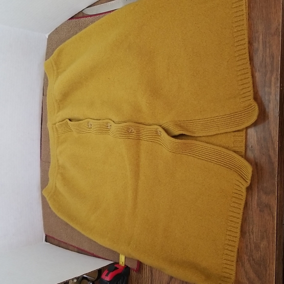 Vintage benelton wool skirt with button up back made in Italy size 44 - Picture 4 of 8